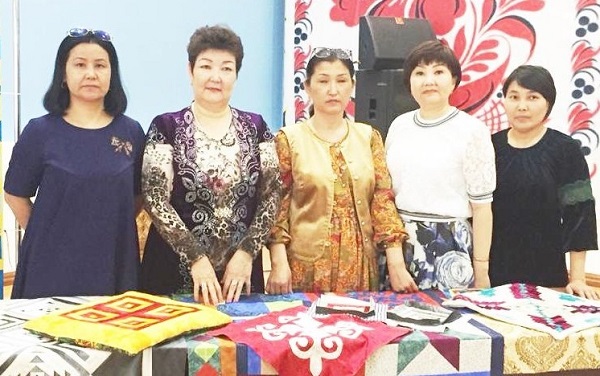 Ылғал киска порно Әдемі орыс әйелдер секс