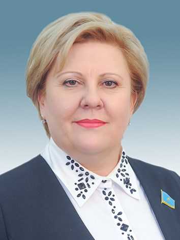 порно күлкілі кездесу скарлет мияу минет «Әдемі болып туылмаған» сериалындағы жалаңаш қыздар