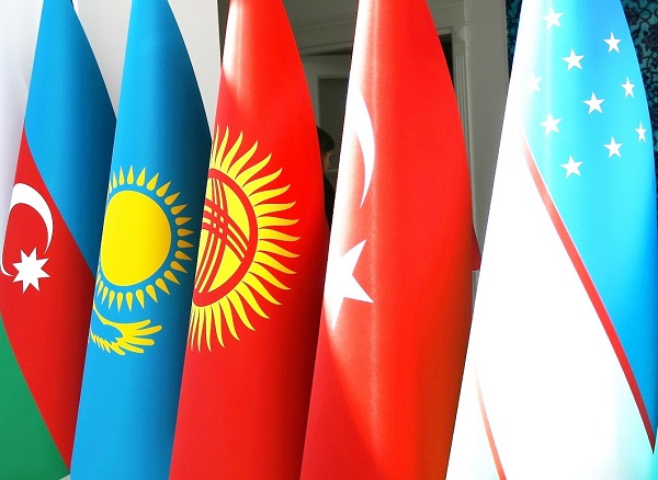 Бүкіл тобыр ерлер бір тәтті порно видеоны трахает Интернетте эльфпен жыныстық қатынас порно