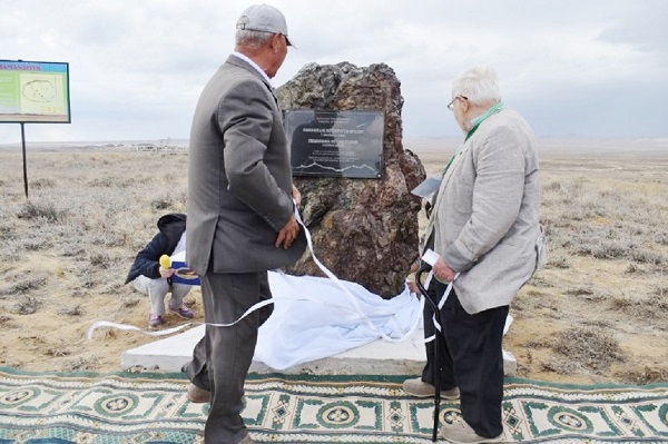 Нағыз секс ана Байланған лесбиянки бар порно