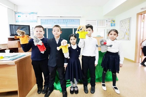 Мен күйеуімді қос құлға айналдырдым (порно видео) Итпен жыныстық қатынас