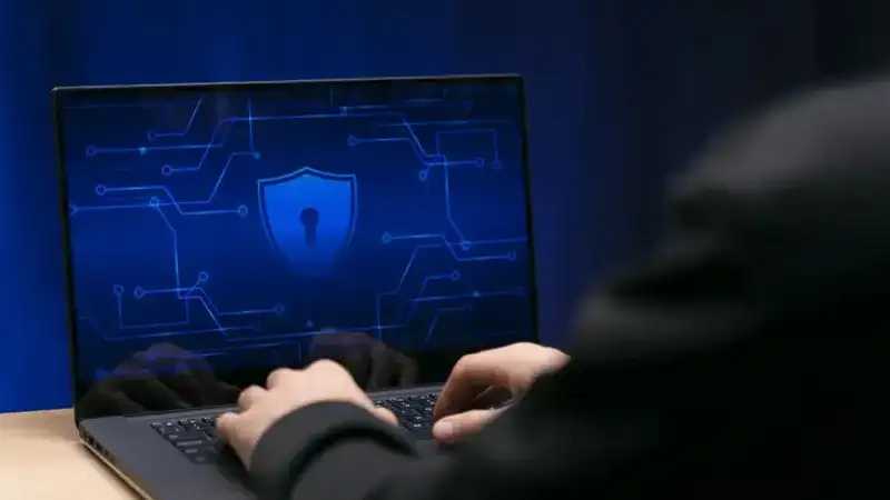 «Вам звонят из банка»: как защитить свои деньги от финансовых ...