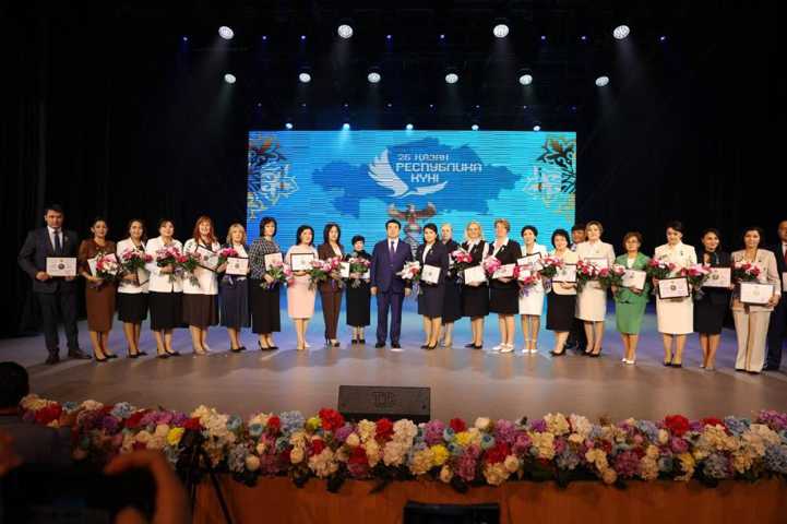 «Үлкен жұлдыру» порнофильмі студияның жеке бейнебаянынан Аяқ туралы порно видеолар